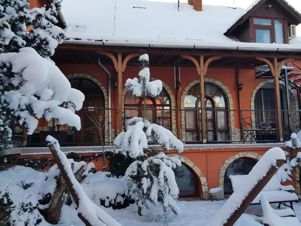 Legányi Apartmanház Eger Exterior foto