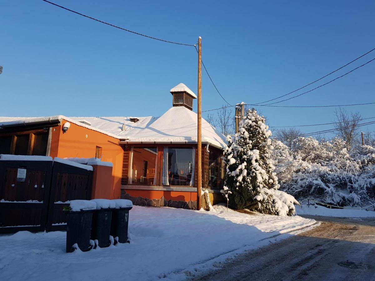 Legányi Apartmanház Eger Exterior foto
