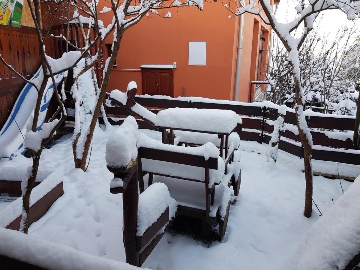 Legányi Apartmanház Eger Exterior foto