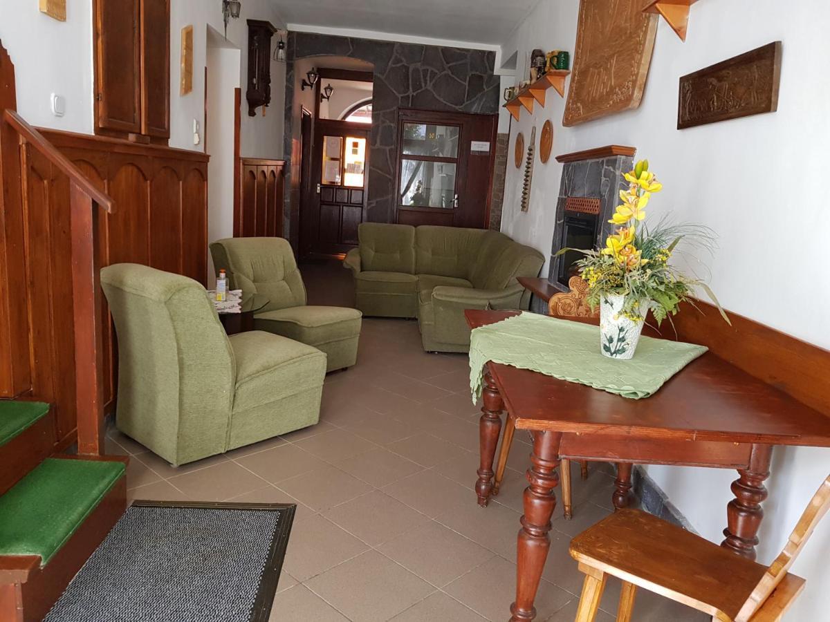 Legányi Apartmanház Eger Exterior foto