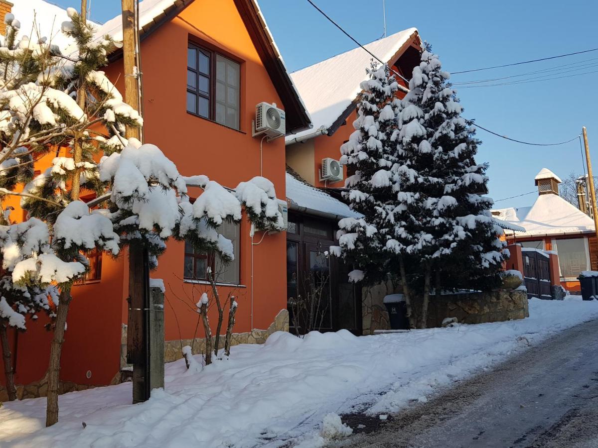 Legányi Apartmanház Eger Exterior foto
