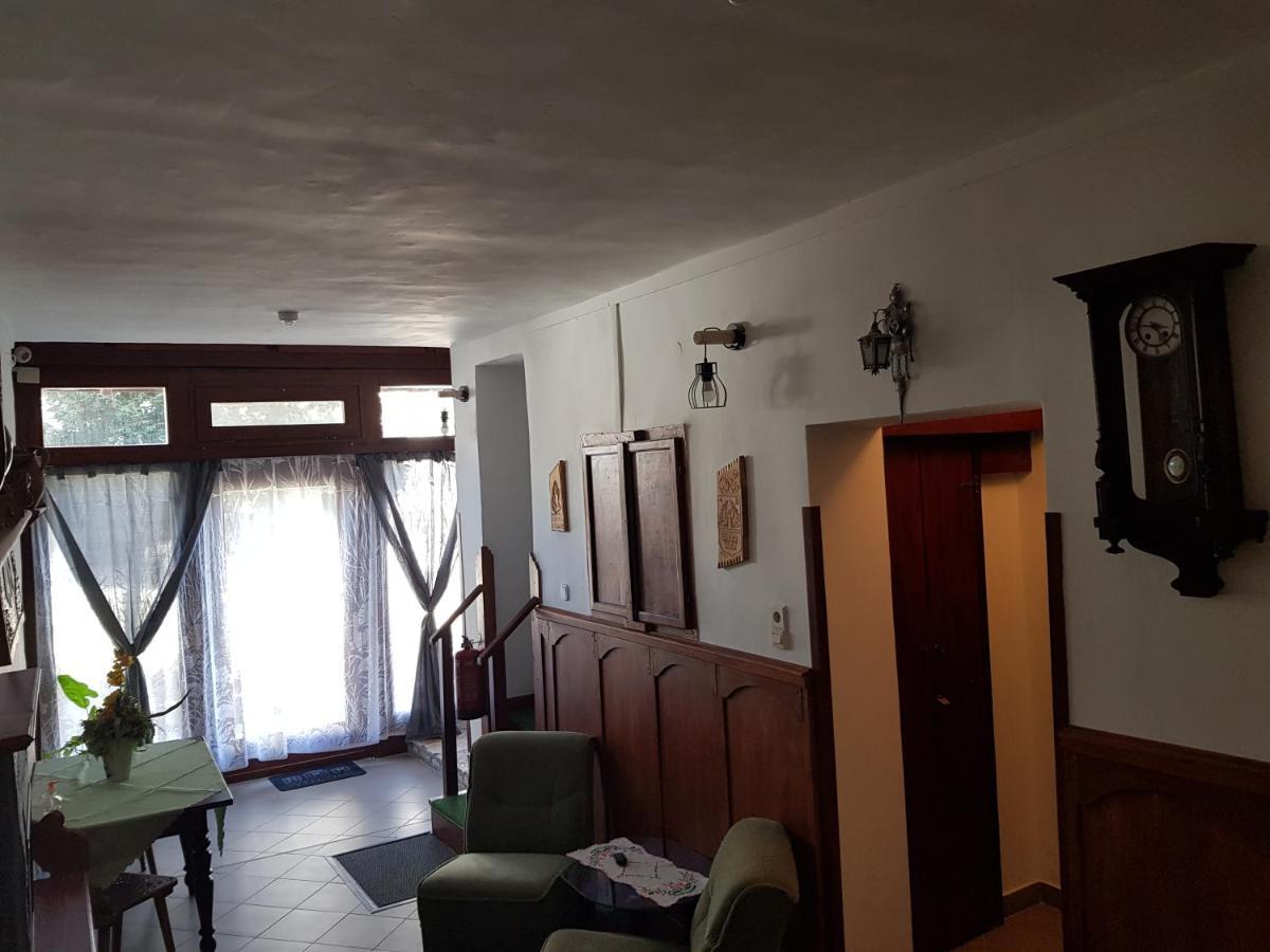 Legányi Apartmanház Eger Exterior foto