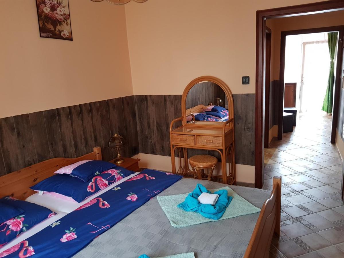 Legányi Apartmanház Eger Exterior foto