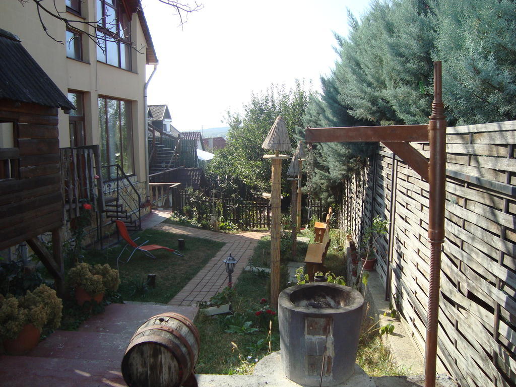 Legányi Apartmanház Eger Exterior foto