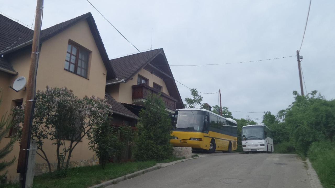 Legányi Apartmanház Eger Exterior foto
